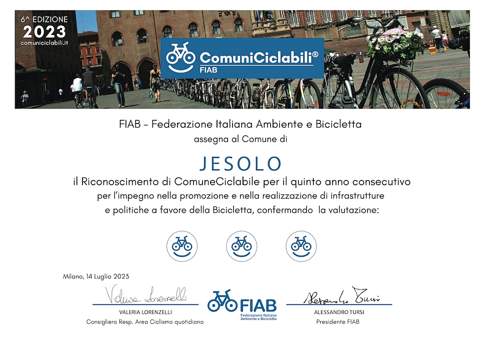 Fiab ComunicCiclabili- Attestato di riconoscimento Jesolo Comune ciclabile per il 2023 quinto anno consecutivo
