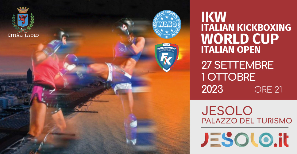 Italian Kickboxing world cup italian open 2023. Sfondo Città di Jesolo primo piano due sportivi. 